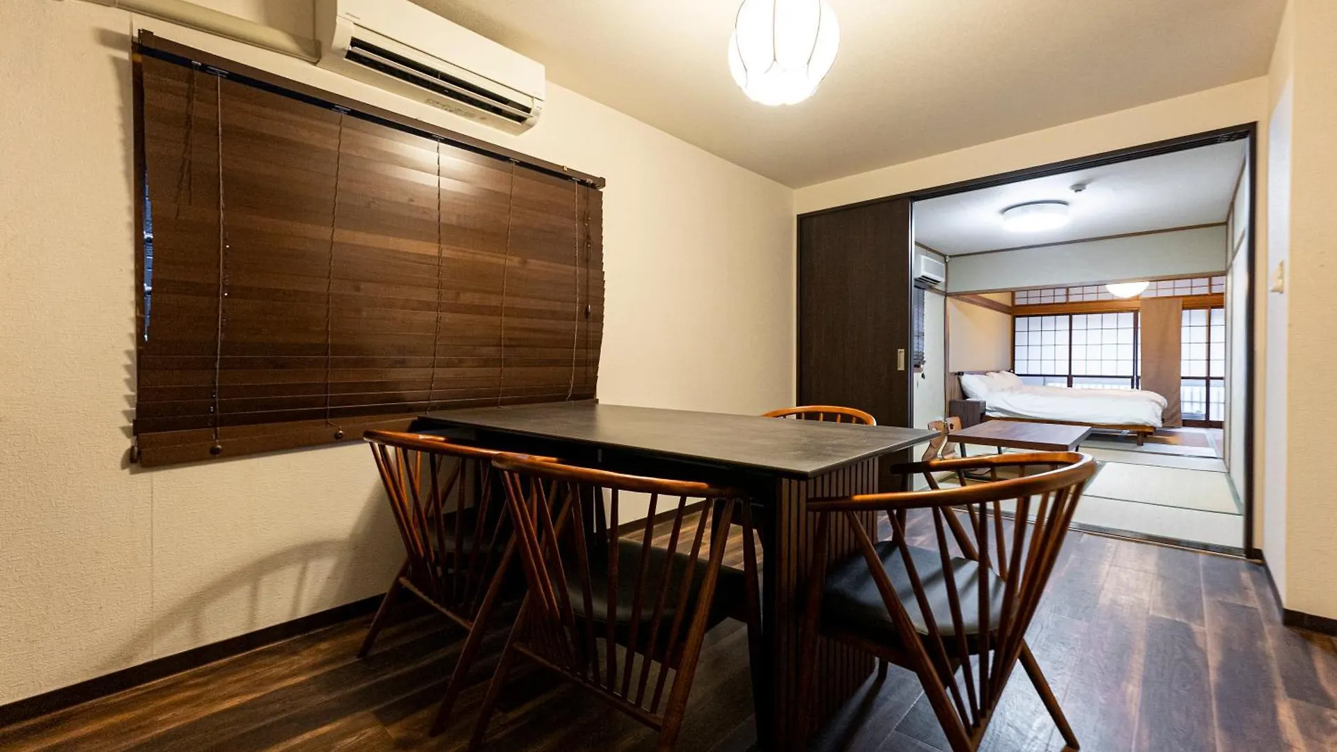 Apartment Ferienwohnung Yugen Bainan Ōsaka